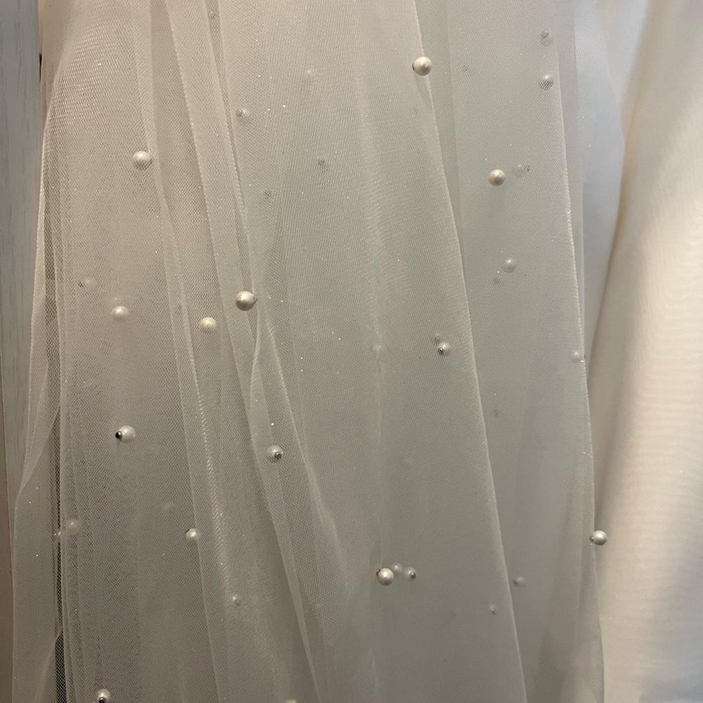 Tailoredbytulle Shimmery Pearl Cathedral Veil